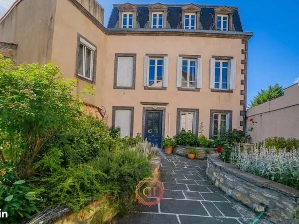 Maison 6 pièces 150 m²