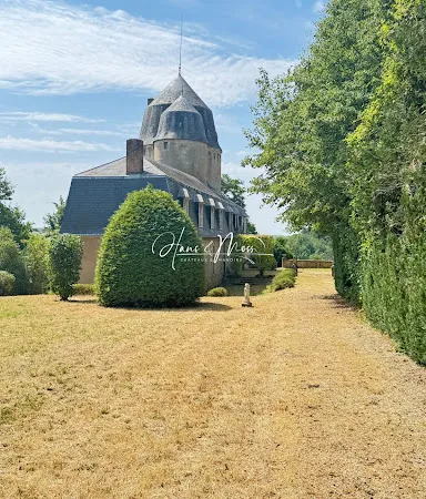 Château 10 pièces 190 m²