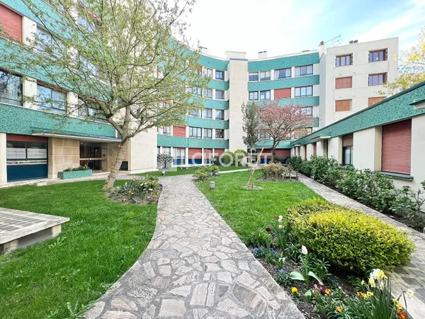 Appartement 5 pièces 141 m²