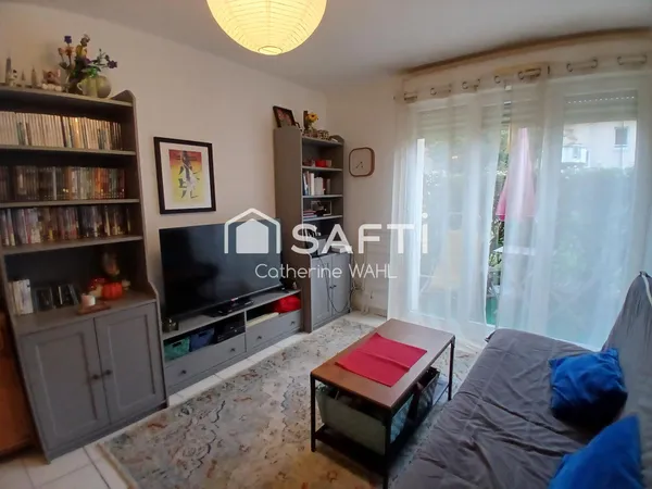 BEL APPARTEMENT DANS UNE JOLIE RESIDENCE