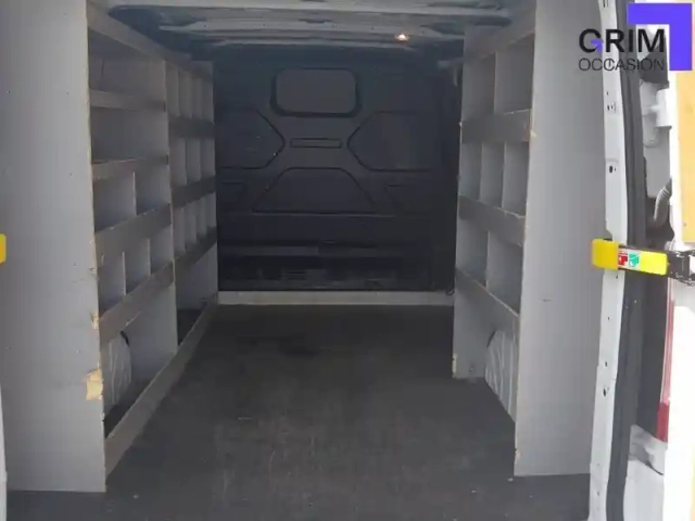 Ford Transit custom fourgon 320 l1h1 2.0 ecoblue 130 bva — photo 12