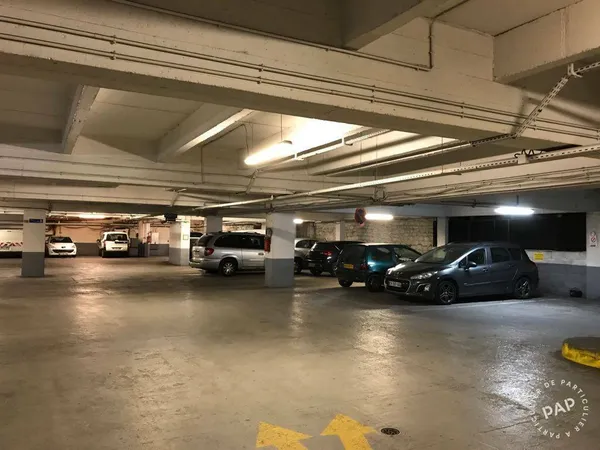 Garage/Parking