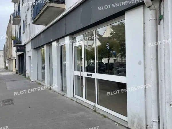 Bureaux 117 m²