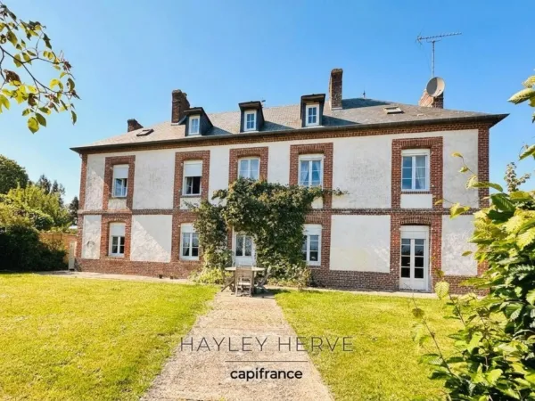 Propriété 8 pièces 210 m²