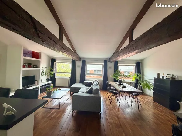 LOCATION MEUBLEE - LOFT 63,64 m² + PARKING - Rue de Valenciennes - LILLE