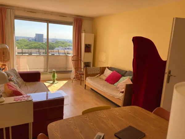 Loue chambre en colocation dans appartement - 65m²