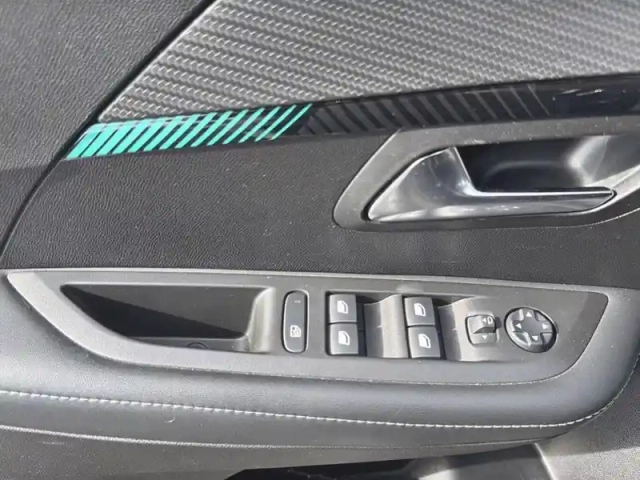 Peugeot 208 puretech 100 s&amp;s eat8 allure — photo 20
