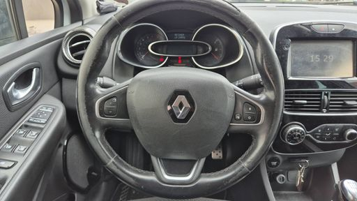 Renault Clio 1.2 TCe 120 Energy - Edition One – 2017 – 109222 km – Essence – Boîte Manuelle — photo 27