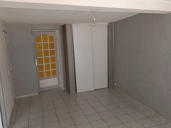 Location Appartement 53 M2 T3 + extérieur