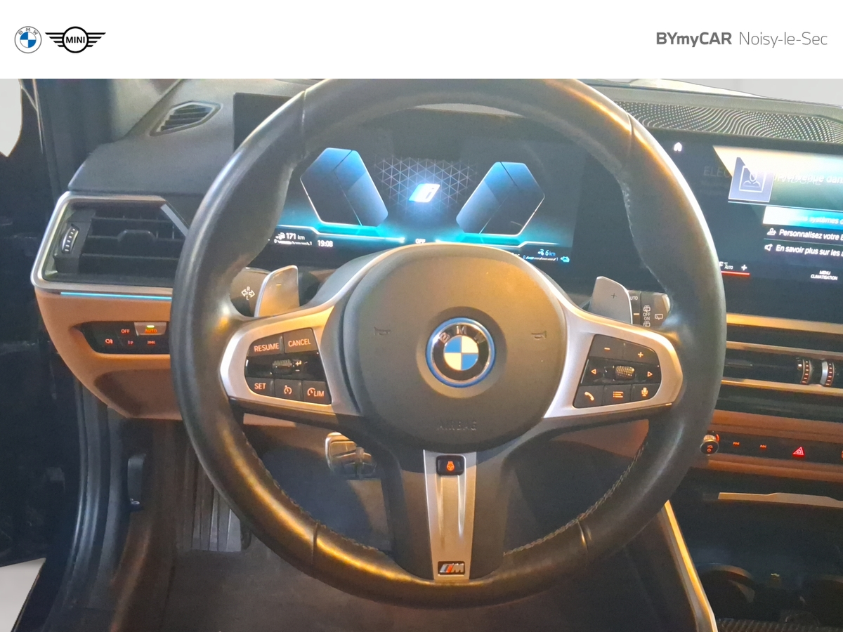 BMW Touring 330e xDrive 292 ch BVA8 — photo 10
