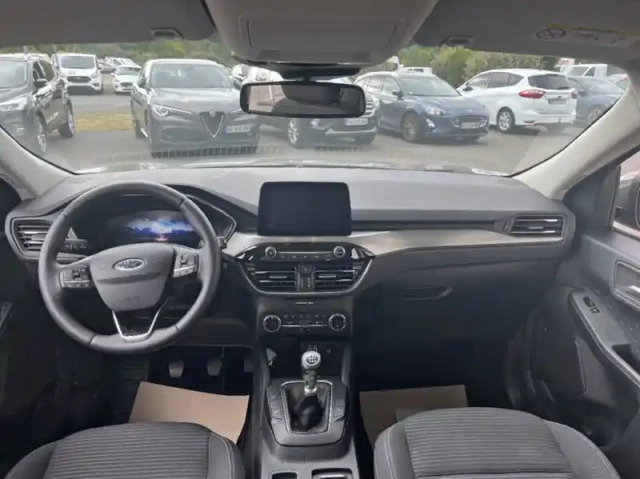 Ford Kuga 1.5 ecoblue 120ch titanium — photo 3