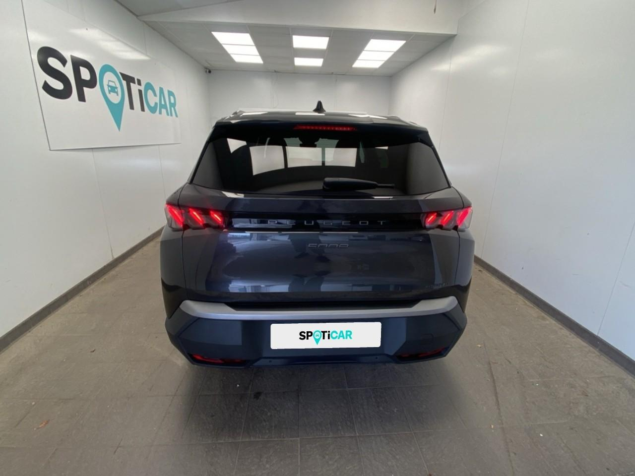 Peugeot 5008 hybrid 136 e-dcs6 gt — photo 5