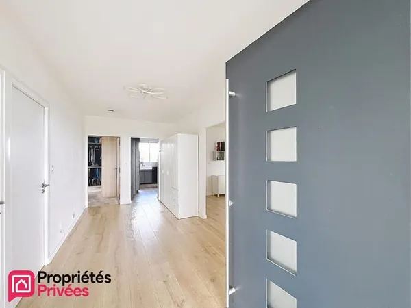 Maison familiale T5 , 180 m
