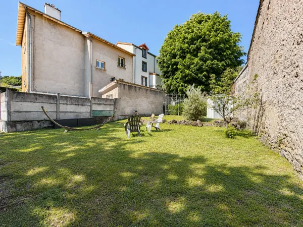 Maison familiale de 170 M2 4 chambres avec espace indépendant