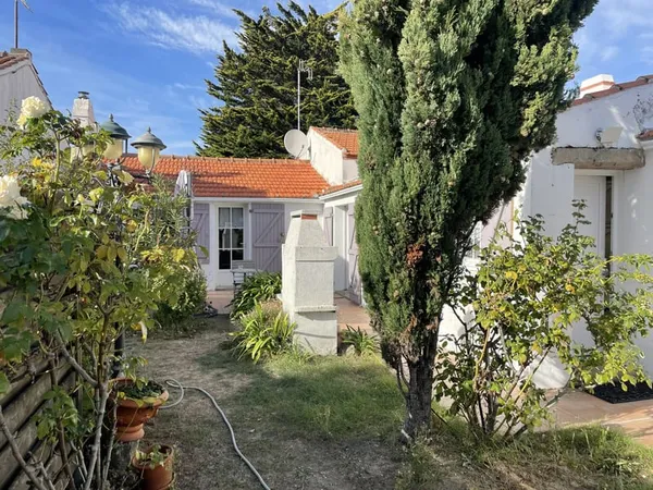 L'EPINE -REF 2635