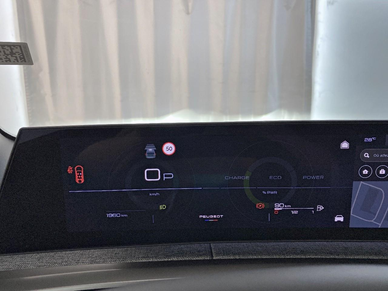 Peugeot 5008 hybrid 145 ch e-dcs6 allure — photo 13