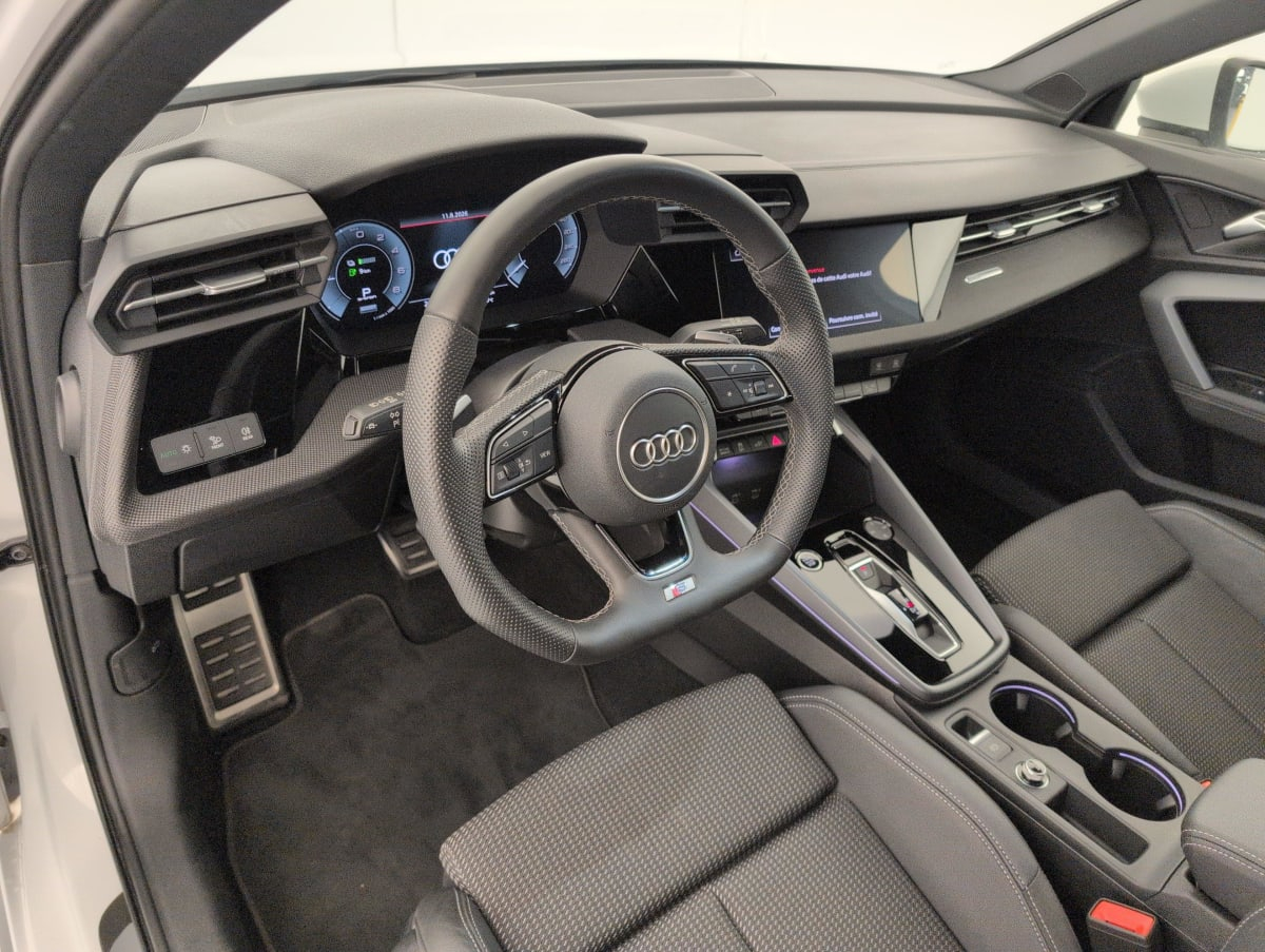 Audi A3 Sportback — photo 15