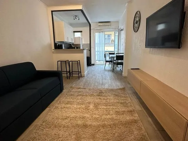 Studio 1 pièce 25 m²