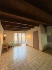Maison de village 70 m²- isolée-superbe potentiel à aménager