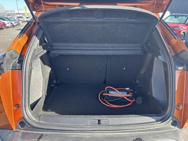 Peugeot 2008 electrique 136 ch — photo 32