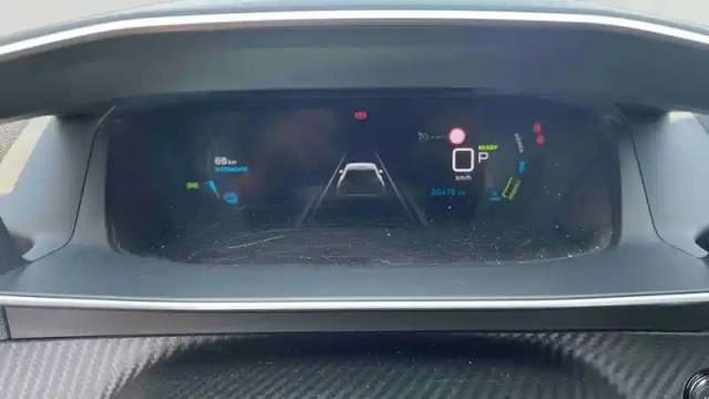 Peugeot 2008 moteur électrique 136 ch — photo 22