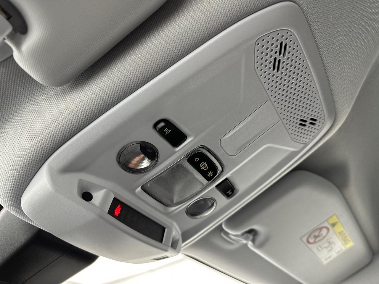Peugeot 2008 puretech 100 s&s bvm6 style — photo 30