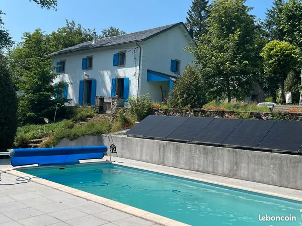 Maison - 9 pièces - 200 m ²