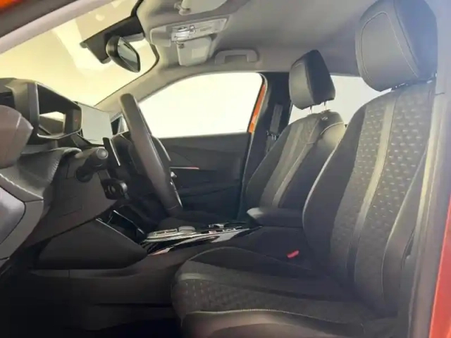 Peugeot 2008 1.2 puretech 130ch s&amp;s roadtrip eat8 — photo 9
