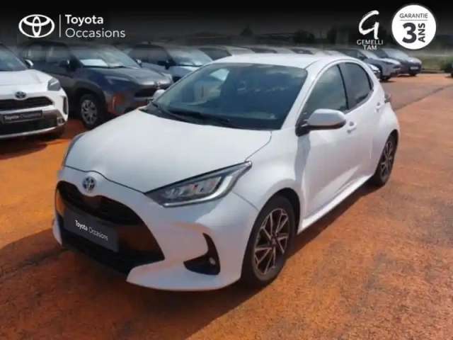 Toyota Yaris 116h design 5p my22 — photo 1