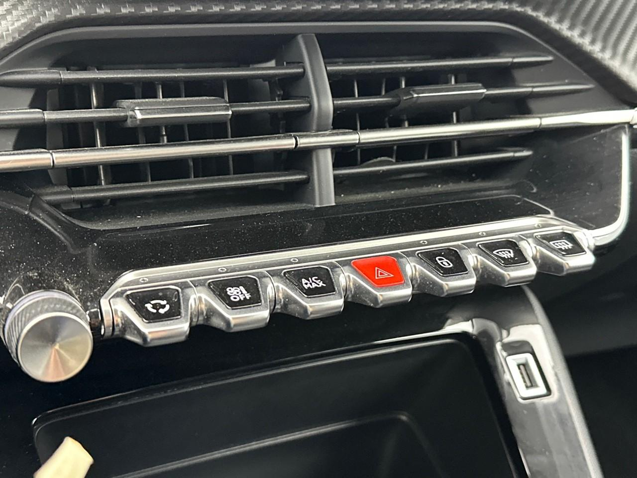 Peugeot 208 puretech 100 s&s bvm6 style — photo 26