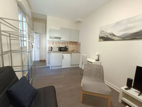 Studio 1 pièce 17 m²