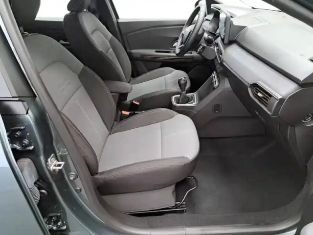 Dacia Sandero eco-g 100 — photo 24