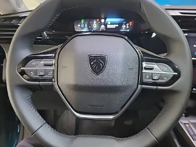 Peugeot 308 hybrid 145 e-dcs6 — photo 29
