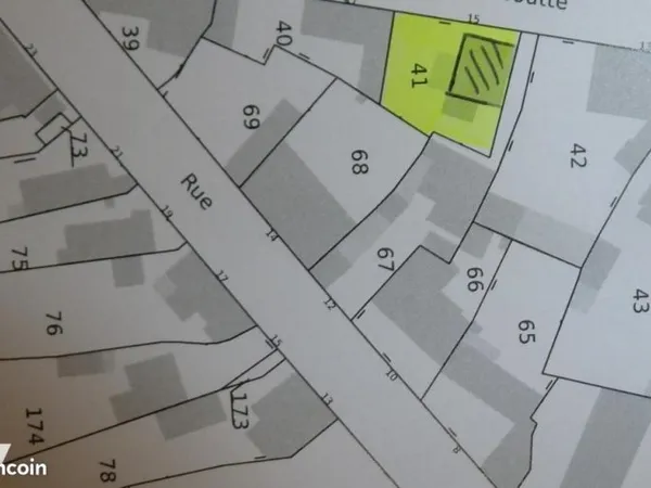Terrain 236 m² ROISEL
