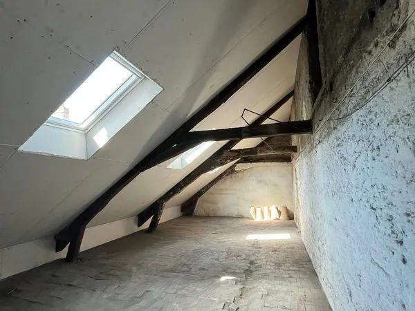 Nantes hypercentre - rue crébillon - plateau de 80 m2 à aménager