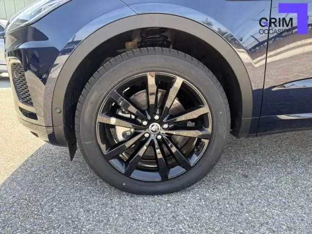 Jaguar E-Pace p270e ch phev awd bva — photo 28