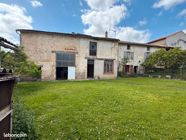 Maison 7 pièces 282 m²