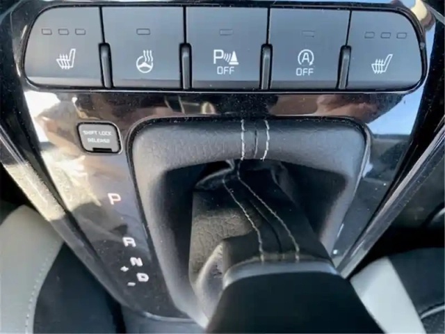 Kia Stonic 1.0 t-gdi 120 ch isg dct7 — photo 86