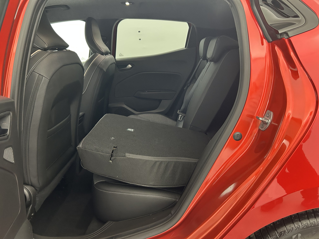 Renault Clio 5 — photo 30