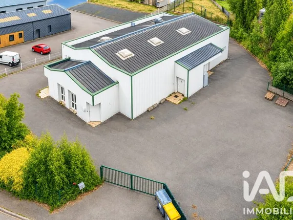 Local commercial 1 pièce 385 m²
