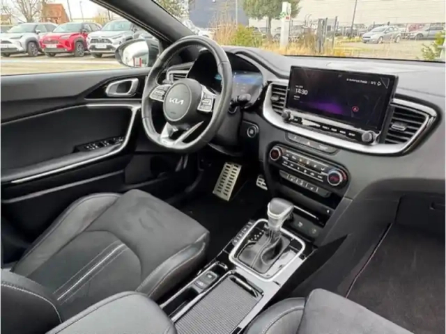 Kia Ceed gt line premium 1.5 140 ch dct7 — photo 4
