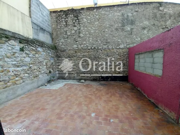 Local commercial 65 m²