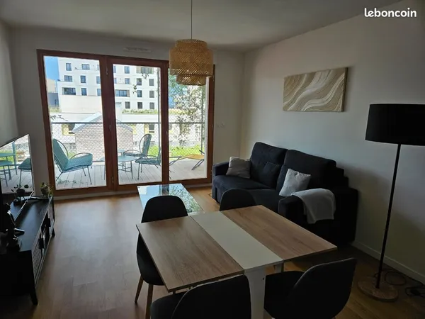 Chambre meublée en colocation, 13 m², balcon, Asnières-sur-Seine, 850 charges comprises