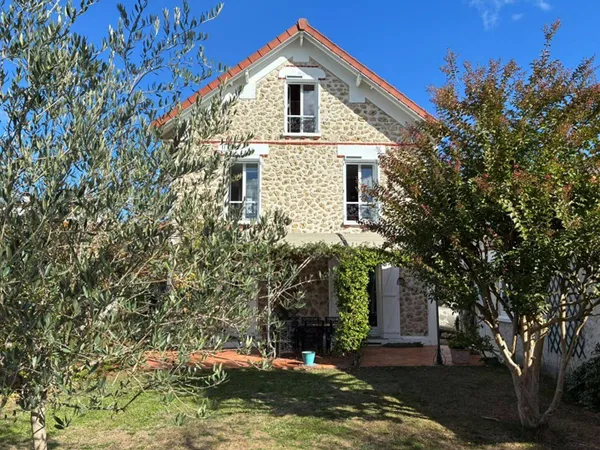 Maison 6 pièces 121 m²