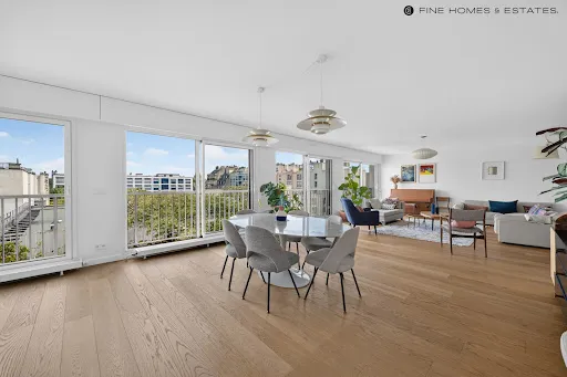 Appartement 6 pièces 154 m²