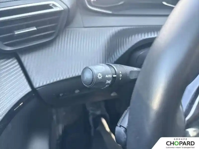 Peugeot 208 puretech 100 s&amp;s bvm6 — photo 18
