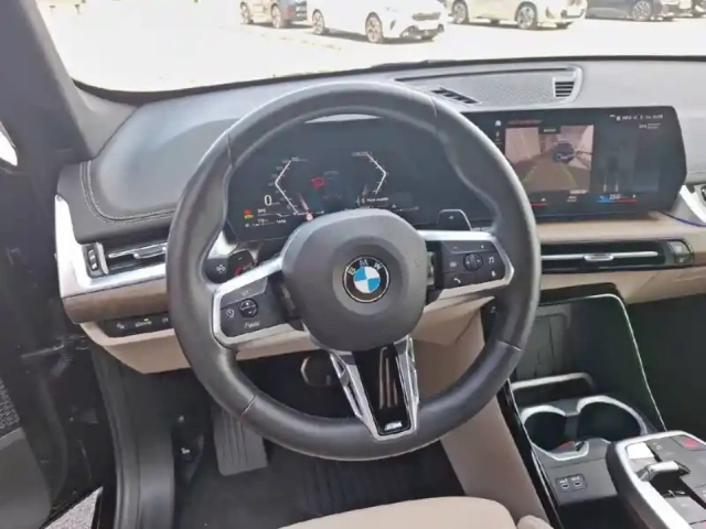 Bmw X1 sdrive 18i 136ch dkg7 — photo 6