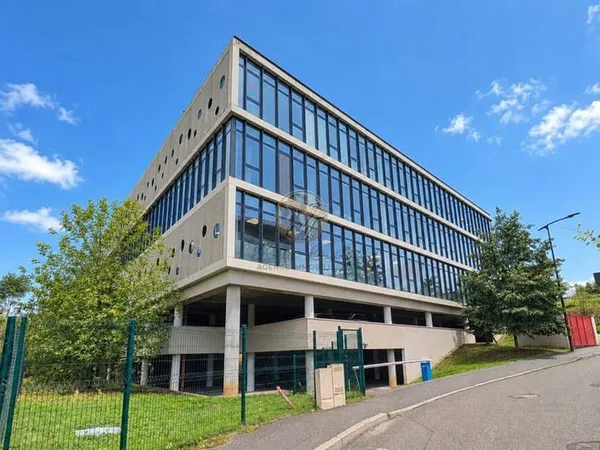 Bureaux 120 m²