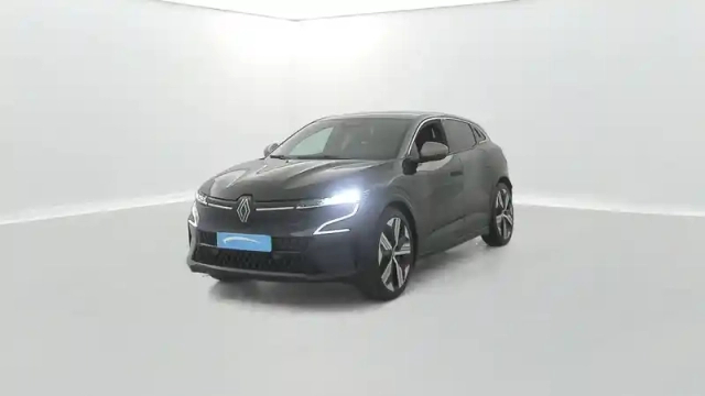 Renault Megane e-tech ev60 220 ch super charge — photo 10