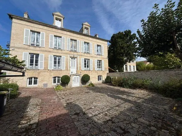 Maison 6 pièces 170 m²